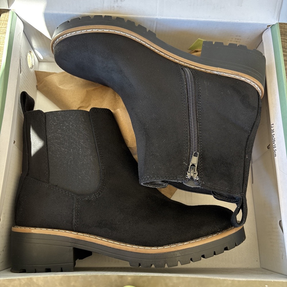 Kensie Kayla Ladies' Size 6.5 Chelsea Faux Suede Boot, Black Zip Sides A Return